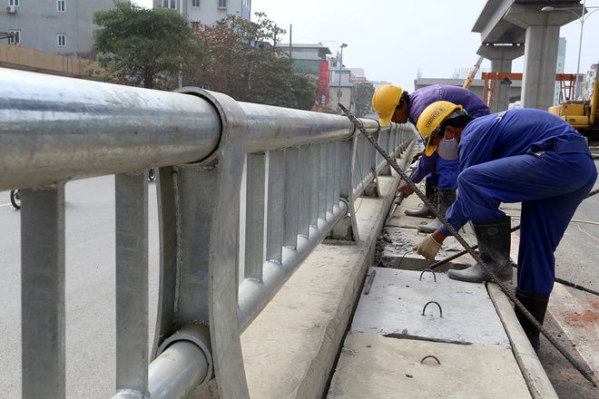 Lan can cầu thép mạ kẽm