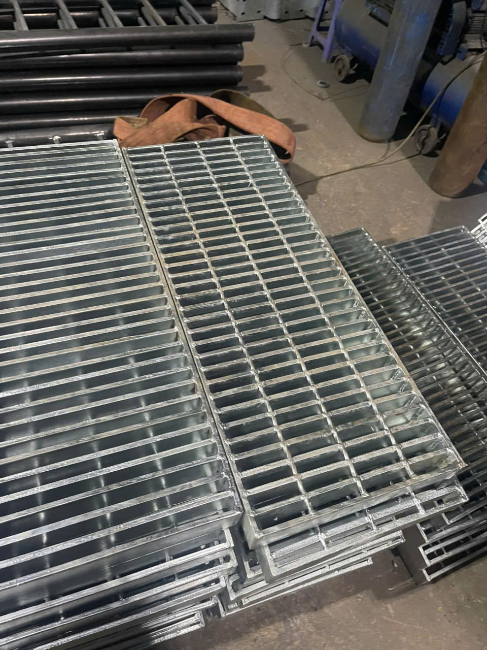 Nắp mương grating mạ kẽm theo kích thước công trình